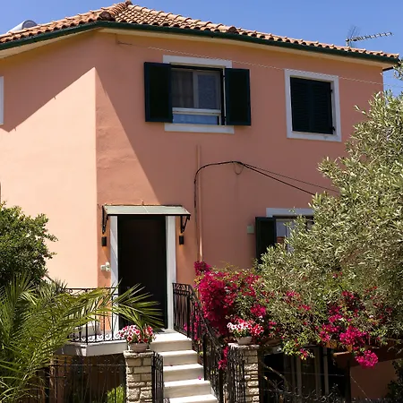 Paxos Apartman *